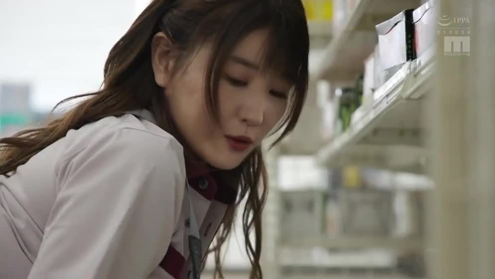 AI换脸刘亦菲化身痴女教师，诱骗学生饮下春药疯狂射精